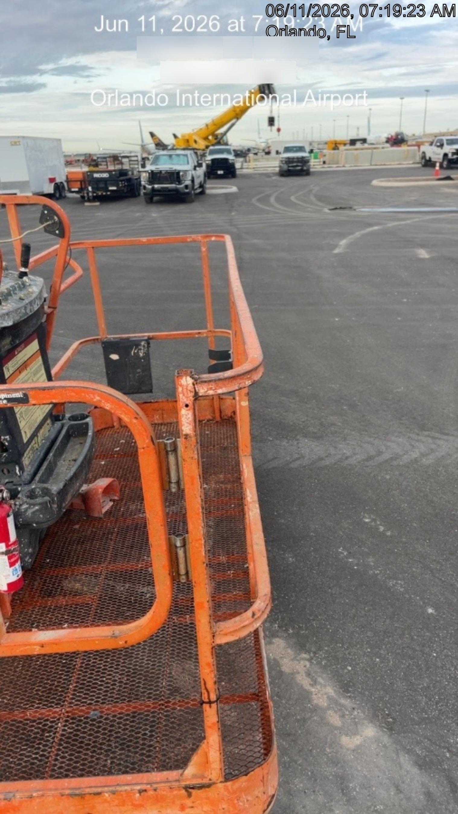 2020 JLG 860SJ
