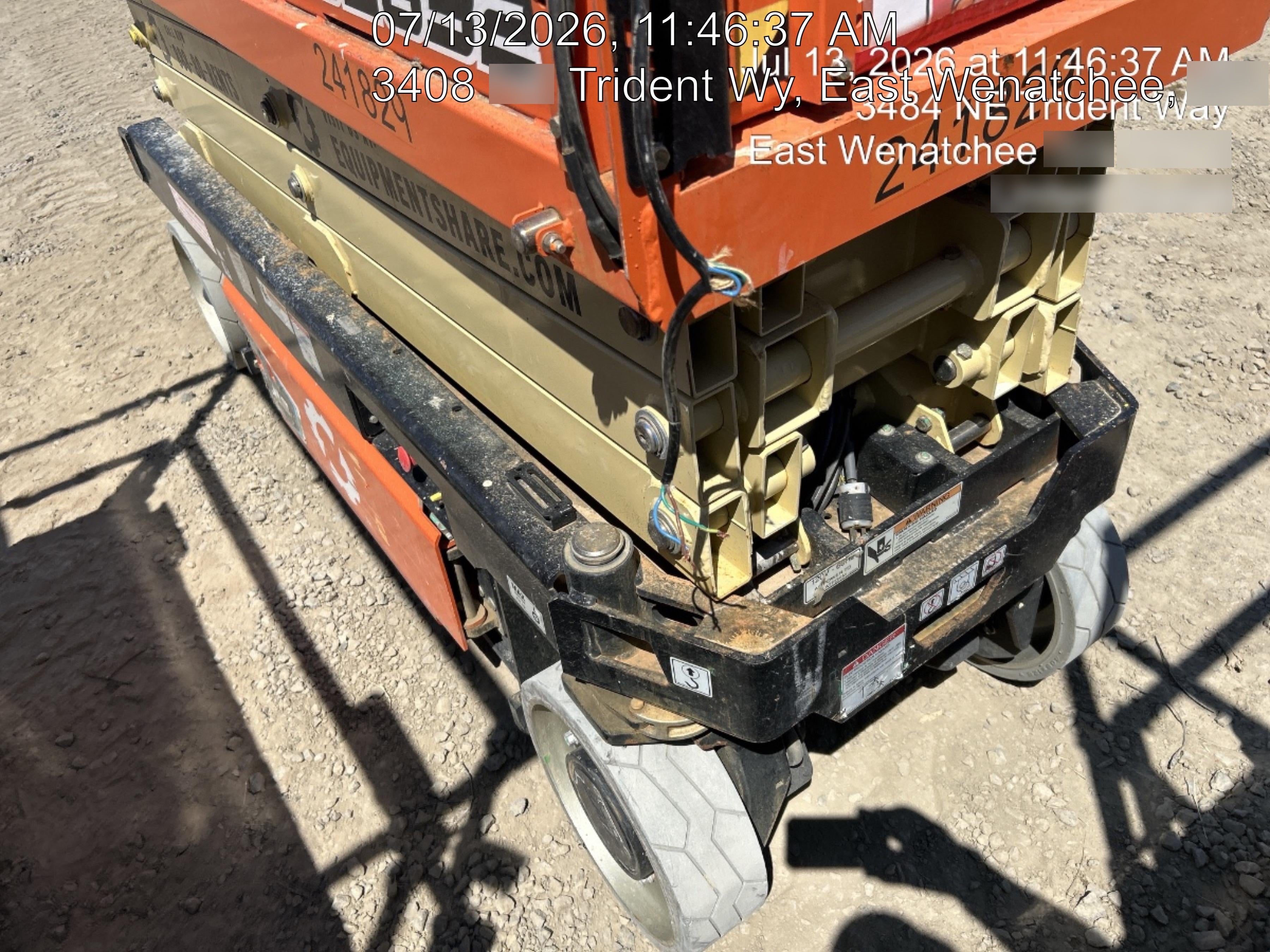 2022 JLG ES2632