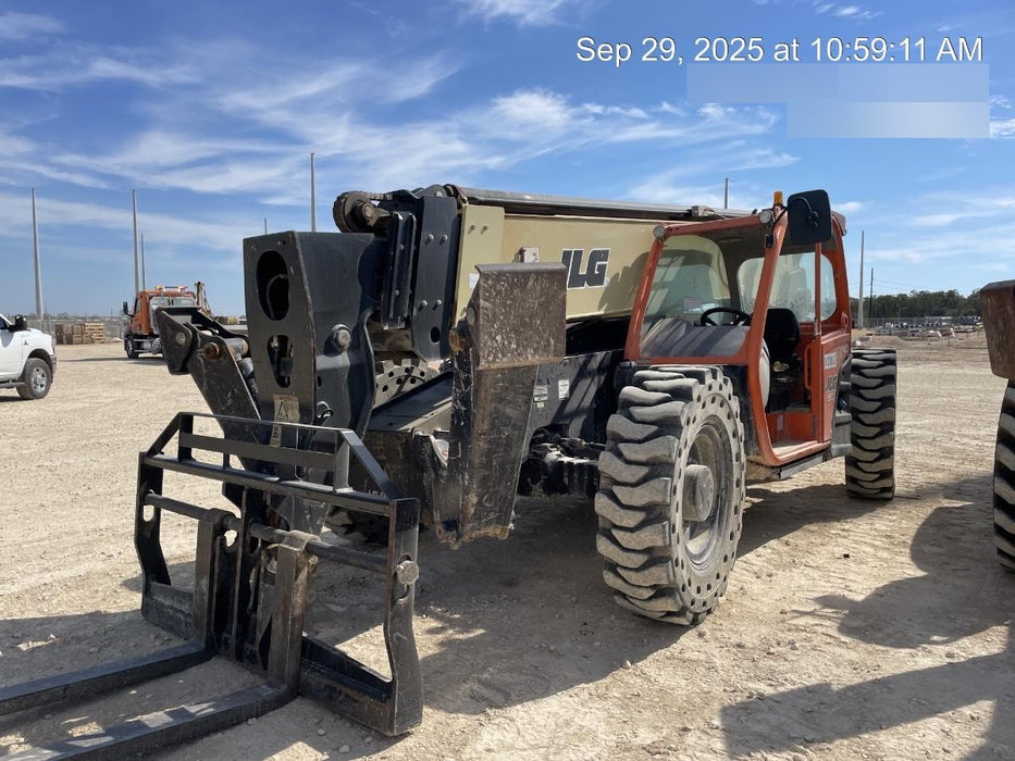 2018 JLG 1255 JLG Skytrak 1255, Cab w/Heat and A/C, Solid Tires (shipping-Boss), Open ROPS, Beacon and Work Light Package