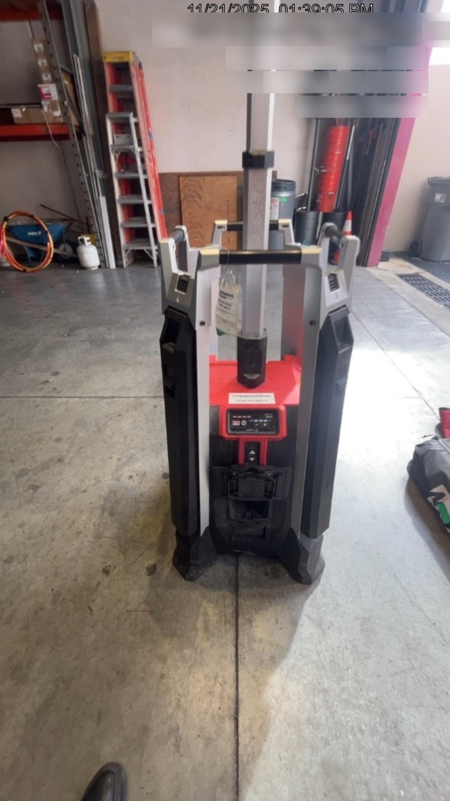2021 MILWAUKEE MXF041-1XC