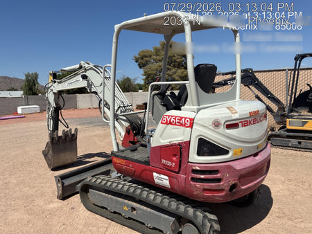 2022 TAKEUCHI TB235-2R