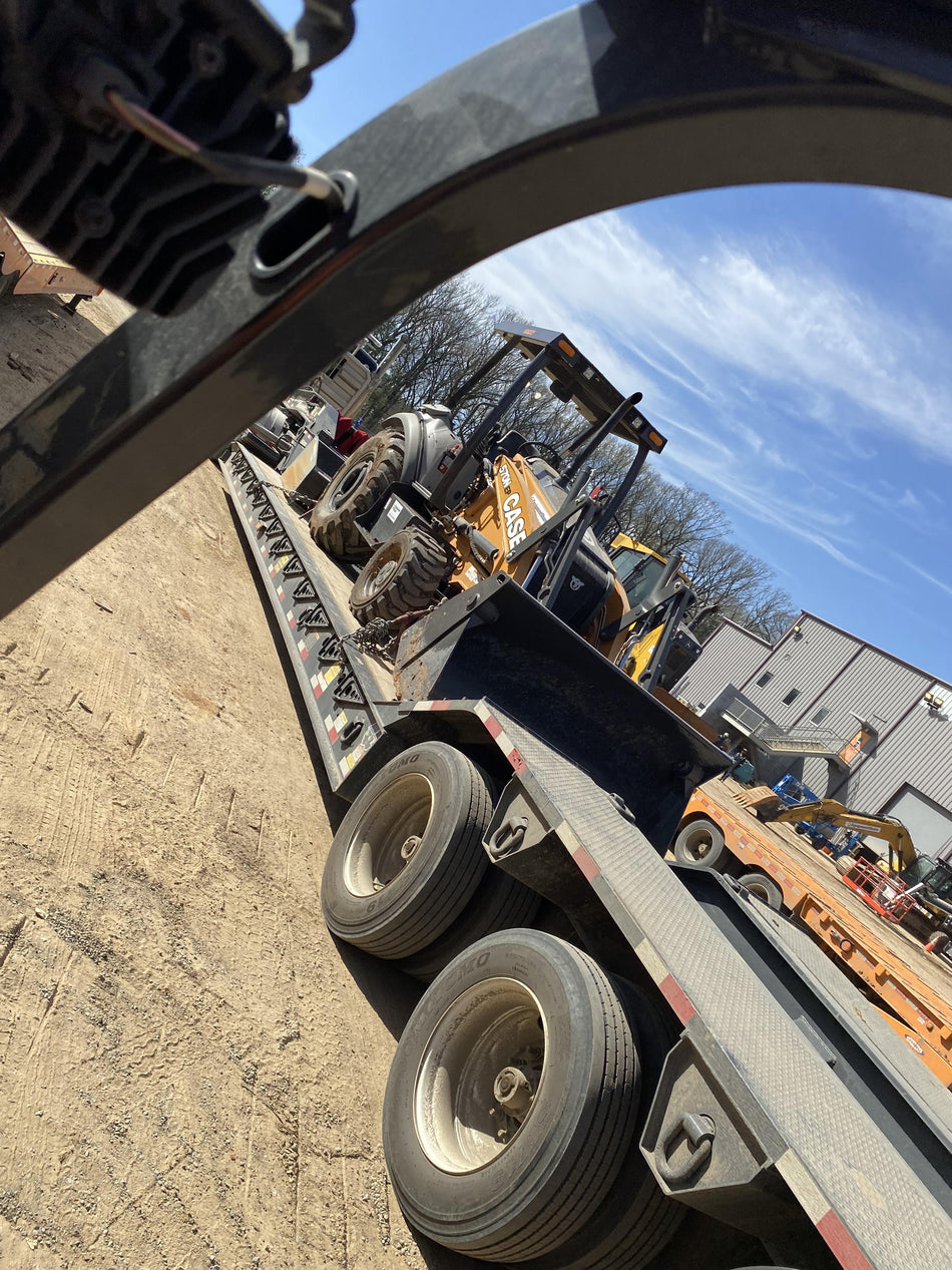 2023 CASE 570N EP