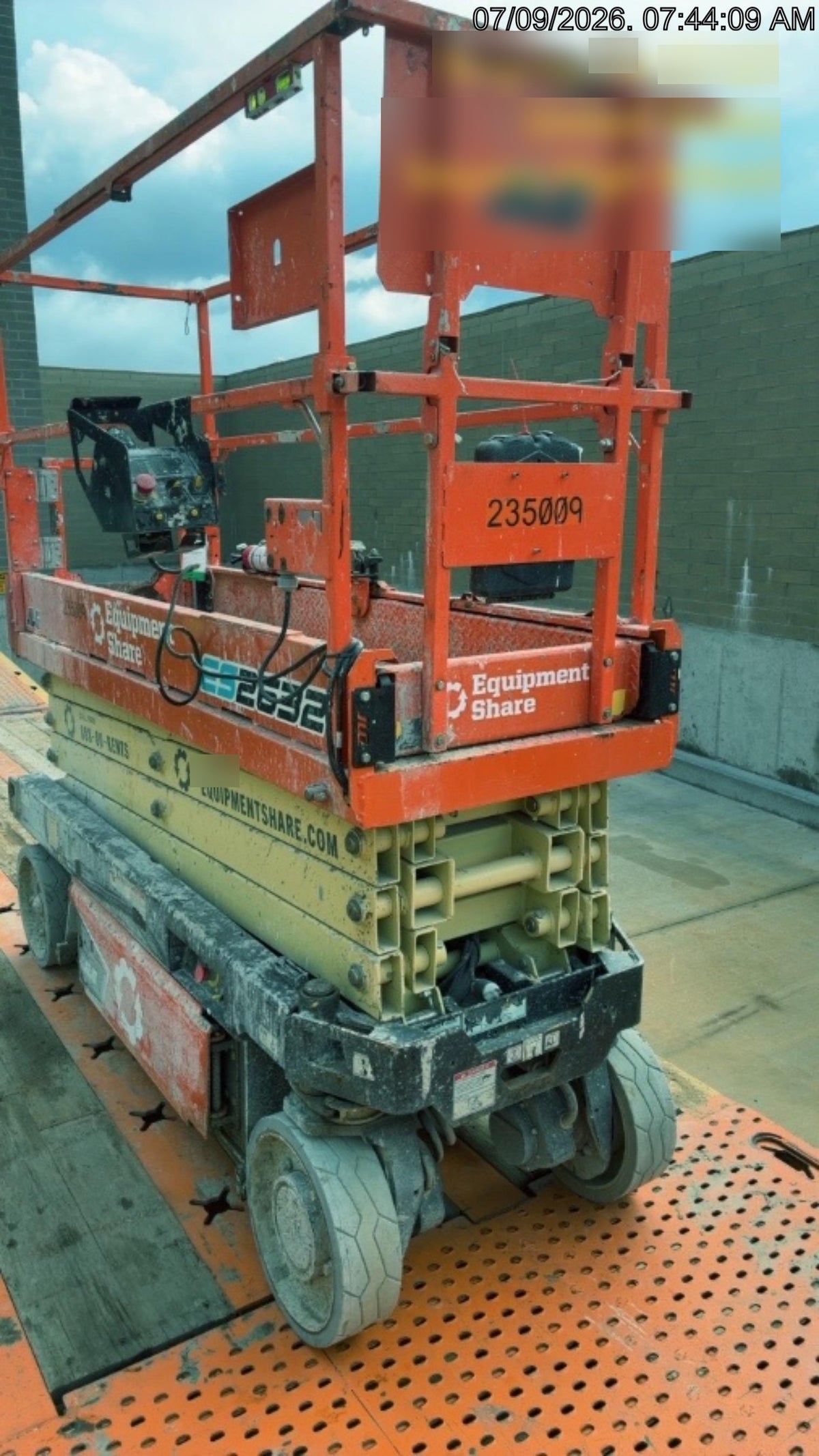 2022 JLG ES2632