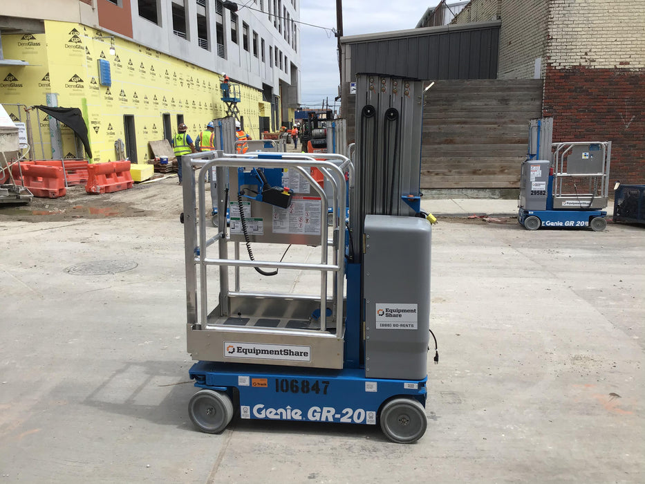 2020 GENIE GR-20