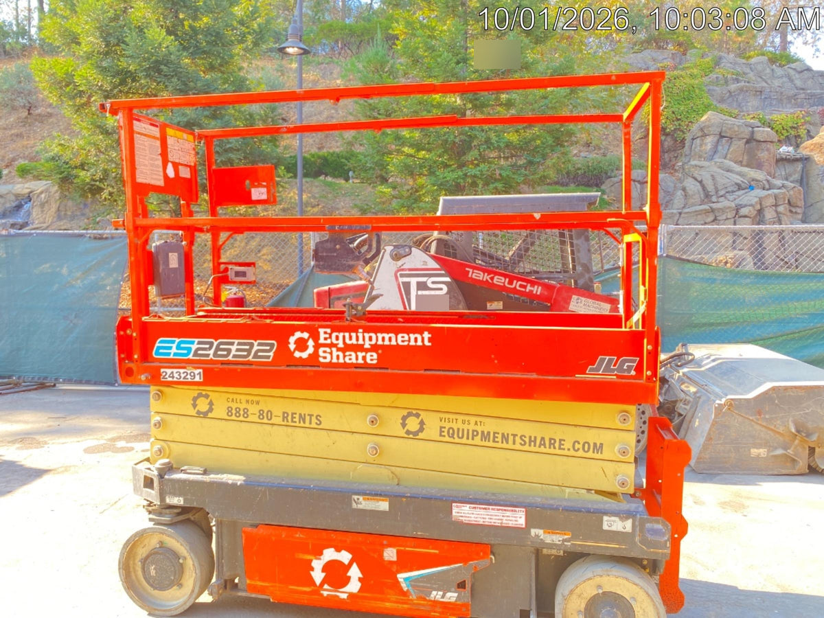 2022 JLG ES2632