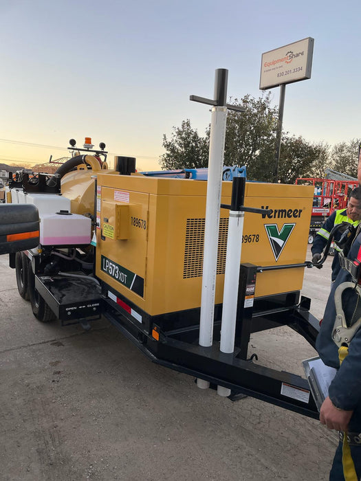 2021 Vac-Tron LP573XDT T4 Koehler Diesel Engine, 500 Gallon Debris Tank, x2 100 Gallon Water Tanks