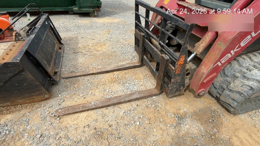 2022 ARROW MATERIAL HANDLING 48" Pallet Forks - Arrow