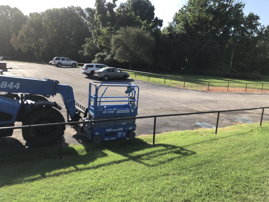 2020 Genie GS-1930 Solid Non Marking Tires, Beacon, Folding rails with half height swing gate