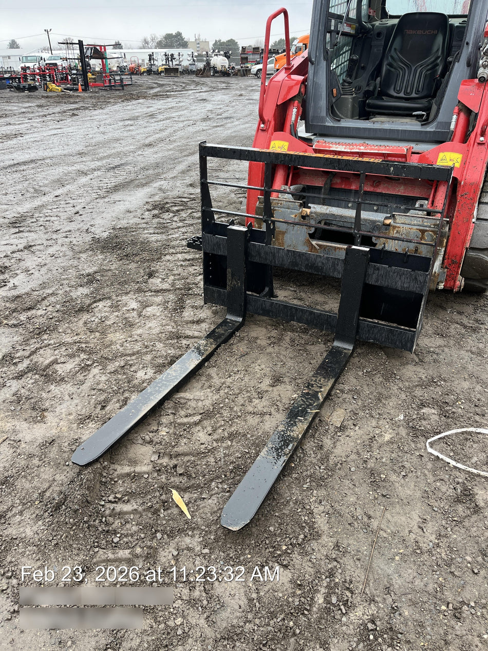 2026 ARROW MATERIAL HANDLING 48" Pallet Forks - Arrow