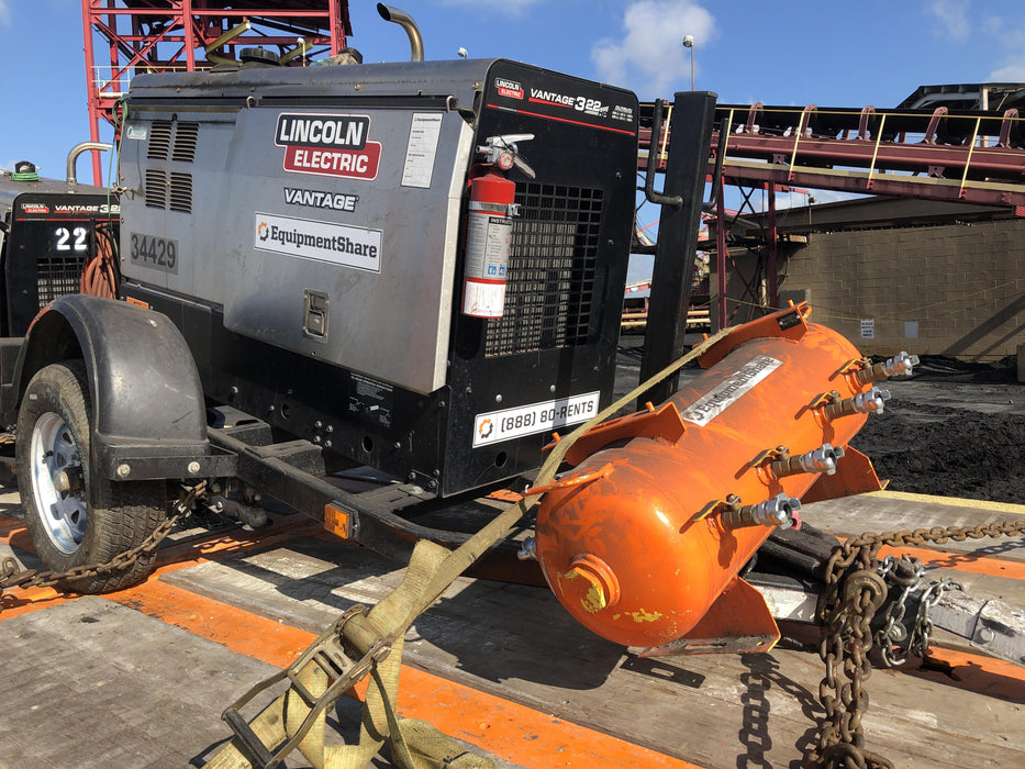 2019 Lincoln Electric Vantage 322 Welder Ready-Pak 3, Two wheel trailer, Fender and Light kit, Cable Rack