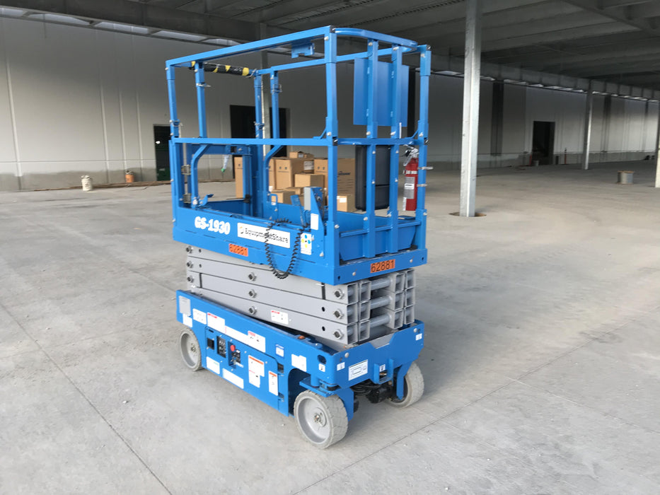 2020 Genie GS-1930 Solid Non Marking Tires, Beacon, Folding rails with half height swing gate