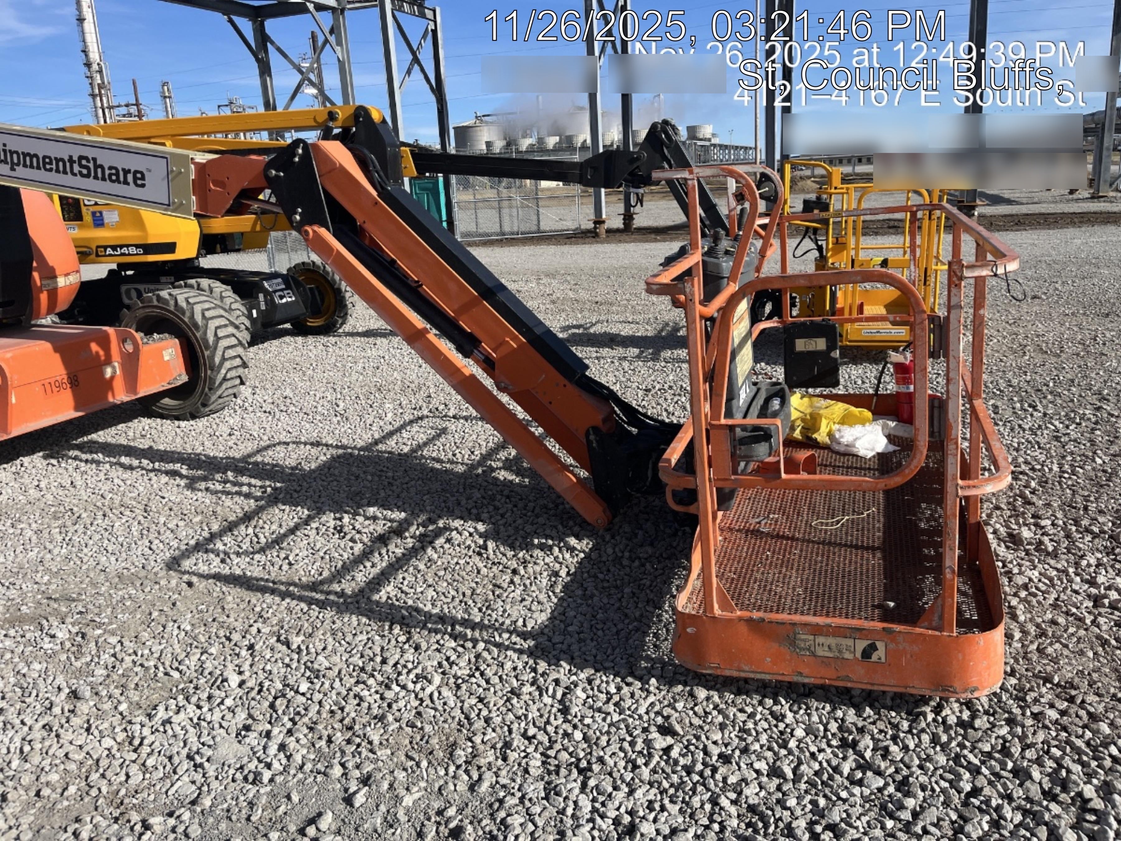 2021 JLG 600AJ