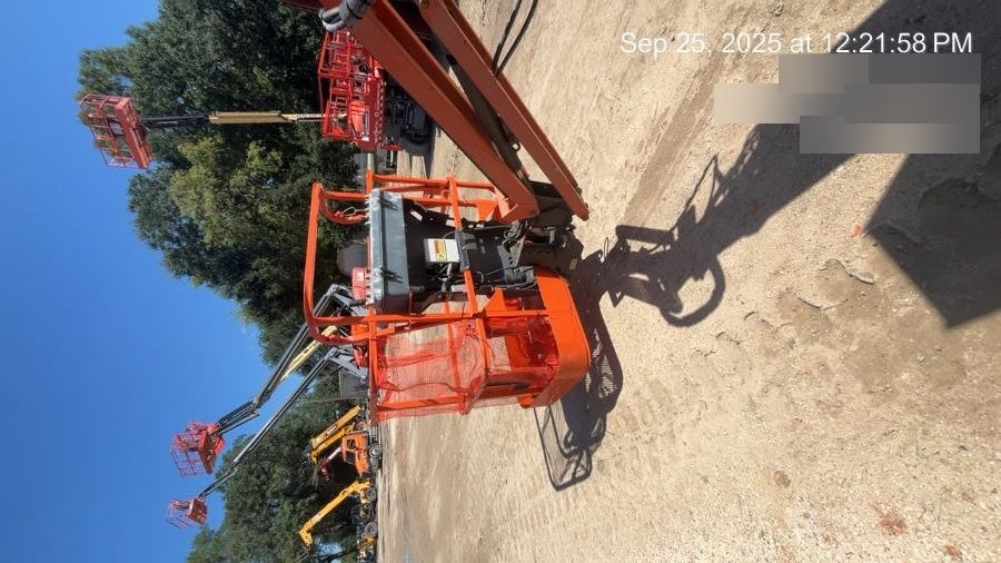 2019 JLG 450AJ