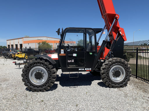 2020 MANITOU MTA8044