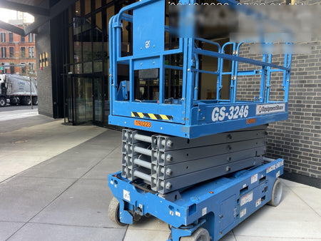 2021 GENIE GS-3246