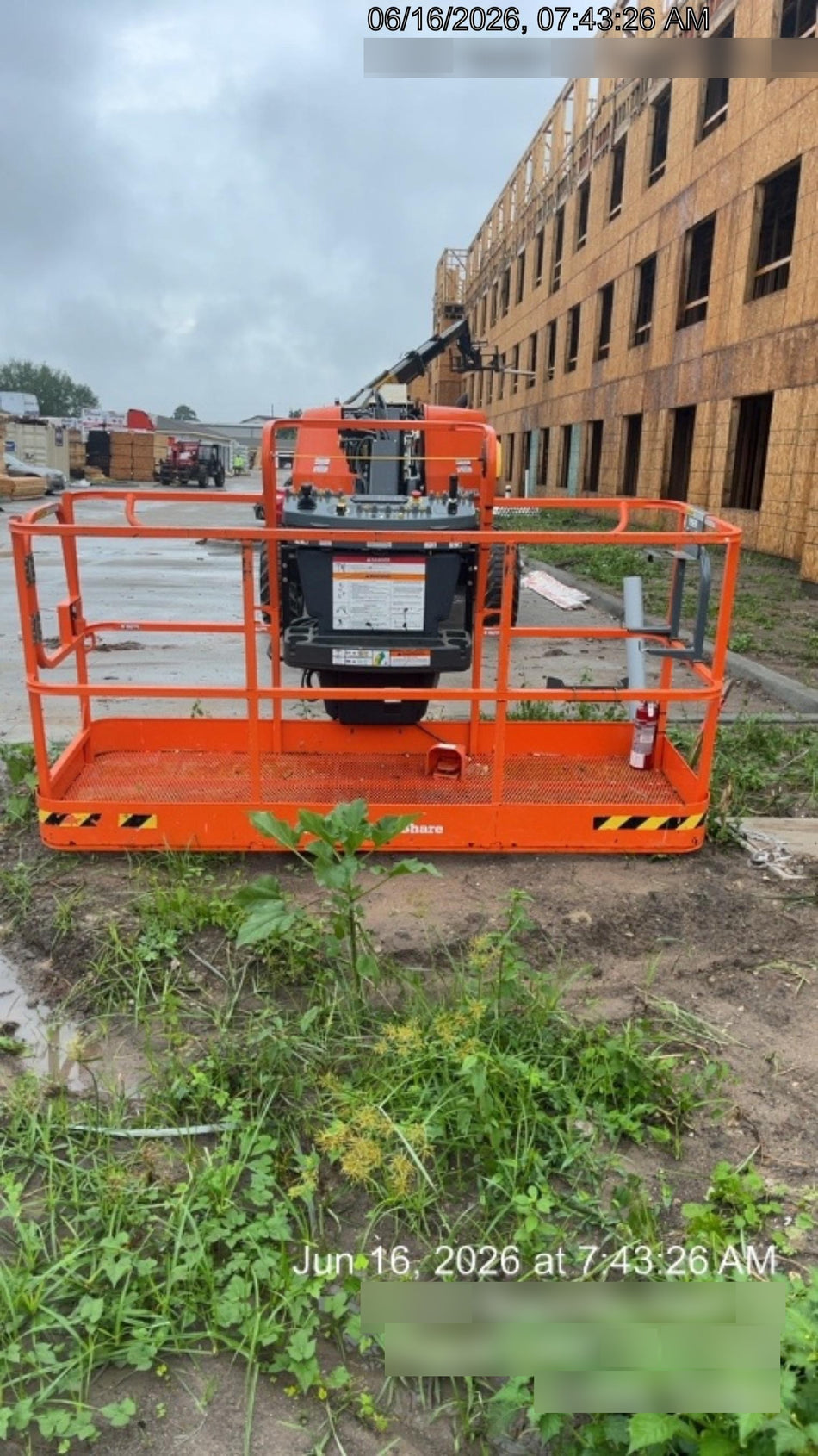 2025 JLG 660SJ