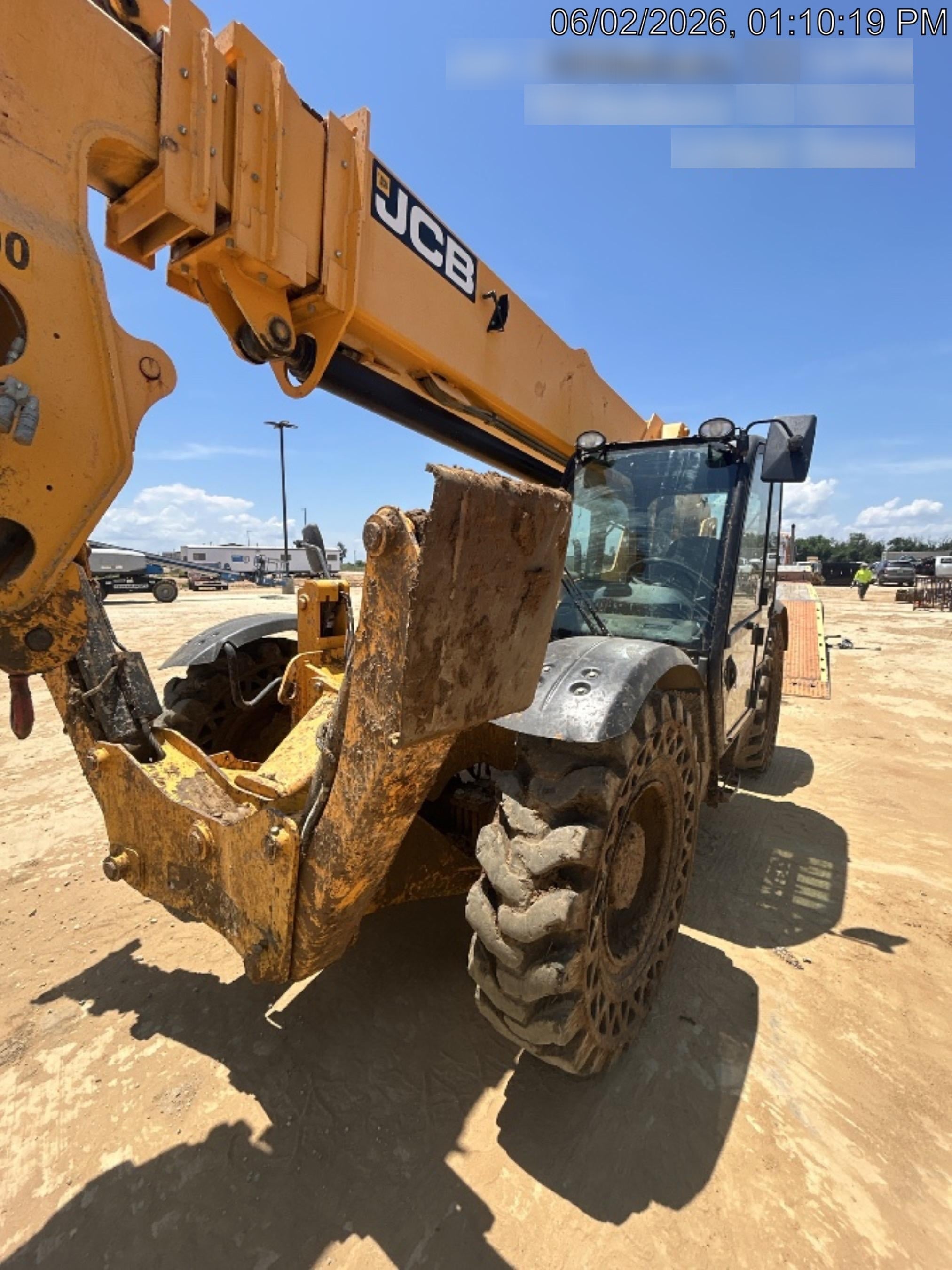 2019 JCB 510-56