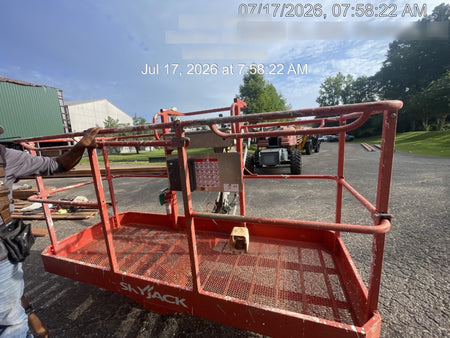 2017 SKYJACK SJ66T