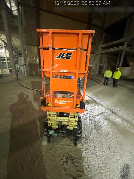 2025 JLG ES1932