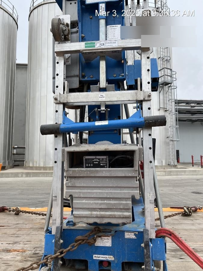 2019 GENIE AWP-40S