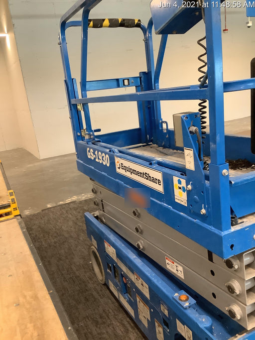 2019 Genie GS-1930 Half Height Swing Gate, 800W Inverter