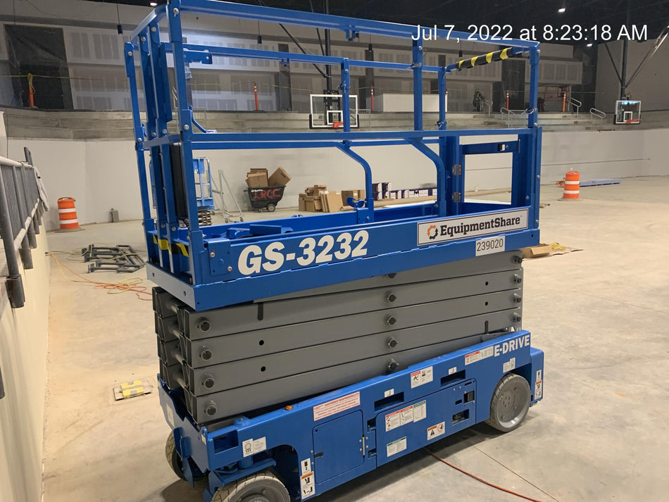 2022 GENIE GS-3232