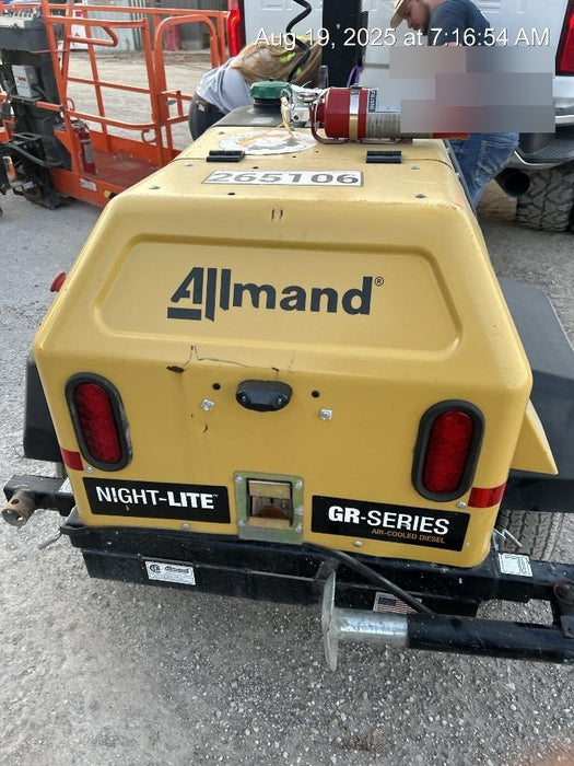 2022 Allmand NLV3GR (4) LED Light Fixture 350W, 23' Vertical Mast, 3kW Prime, Towable, ES Decals, T3