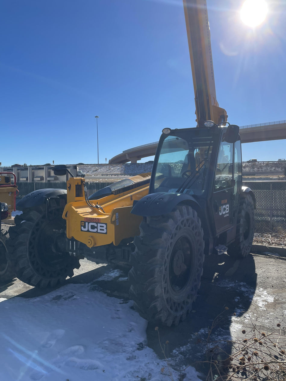 2023 JCB 509-42