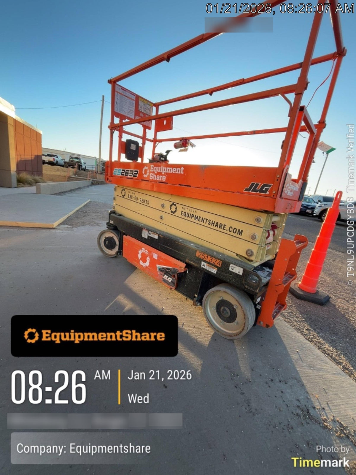 2022 JLG ES2632