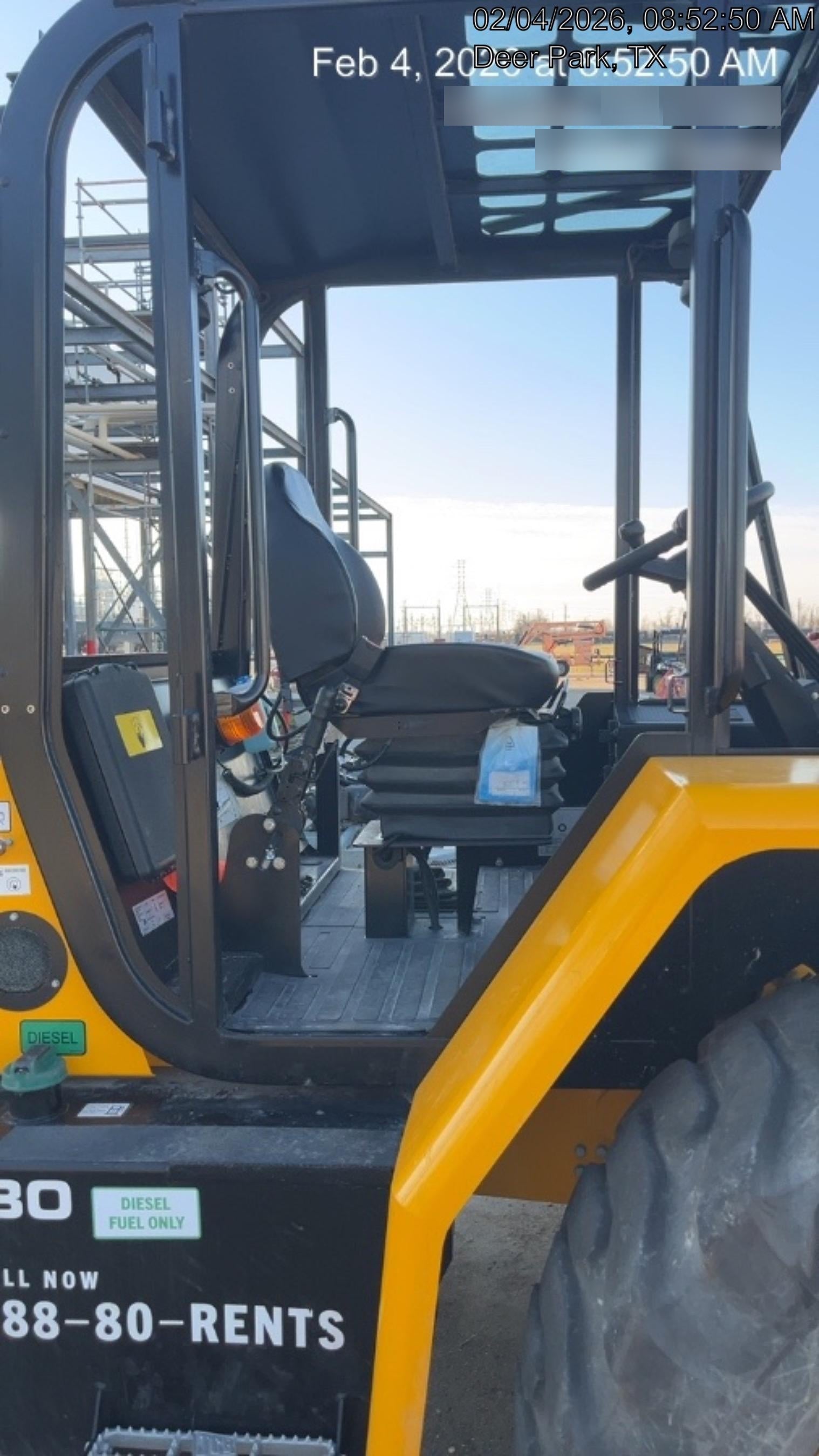 2025 JCB 930-4