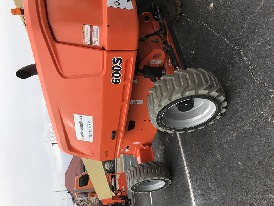 2019 JLG 600S 4WD