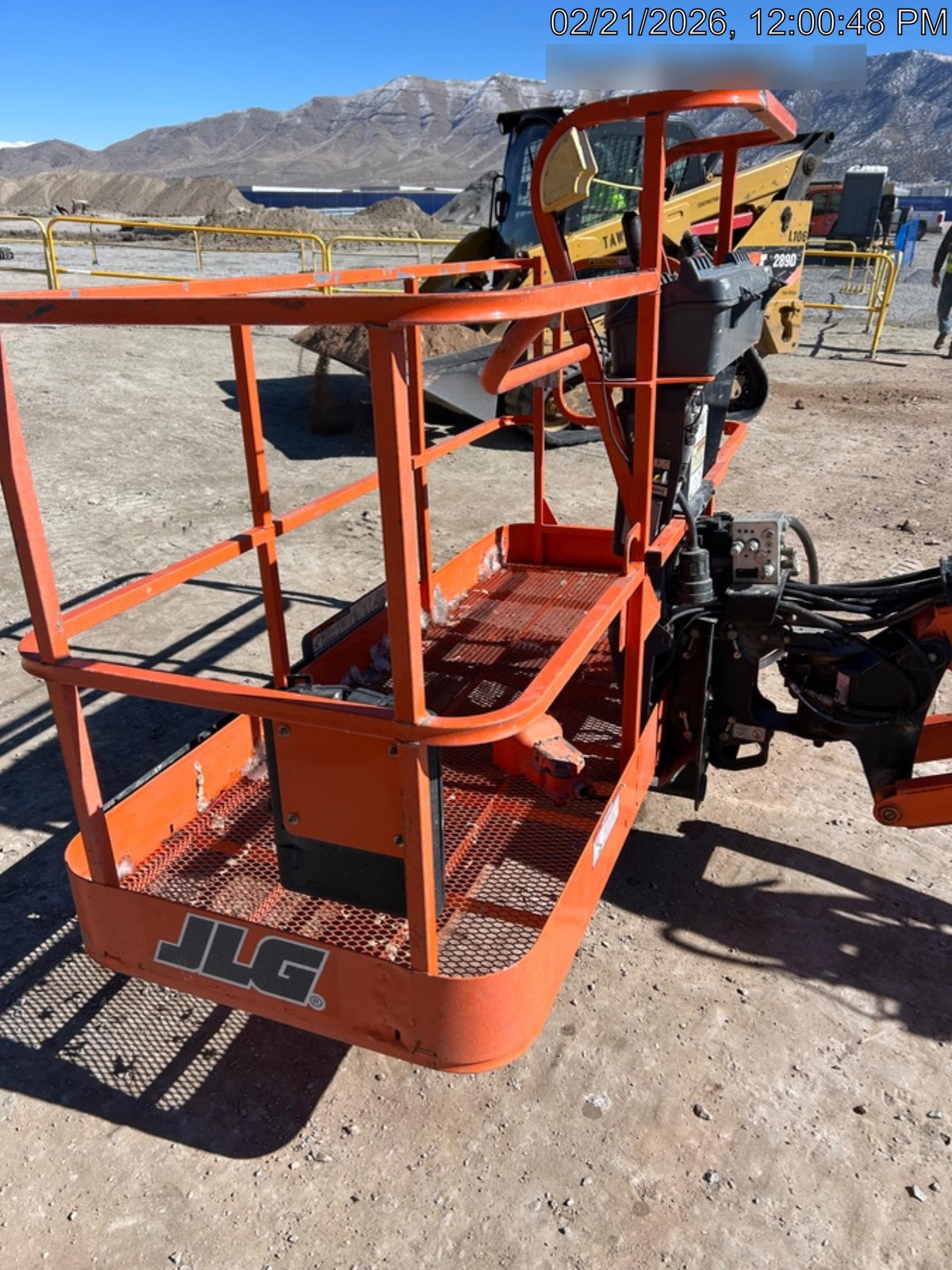 2020 JLG 660SJ