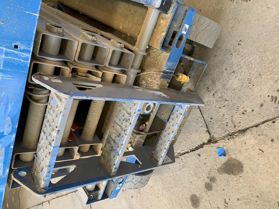 2019 Genie GS-2646 folding rails with full height swing gate, 800W Inverter