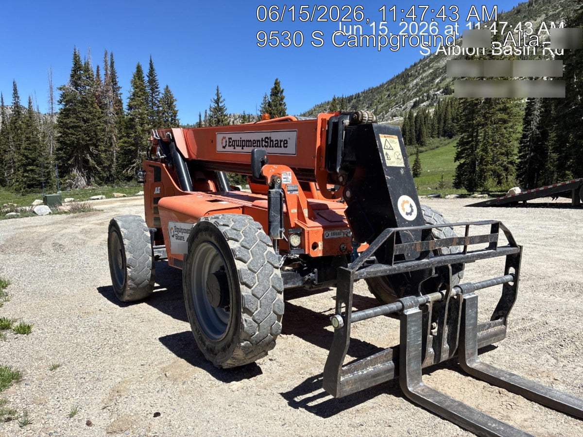 2020 SKYTRAK 8042