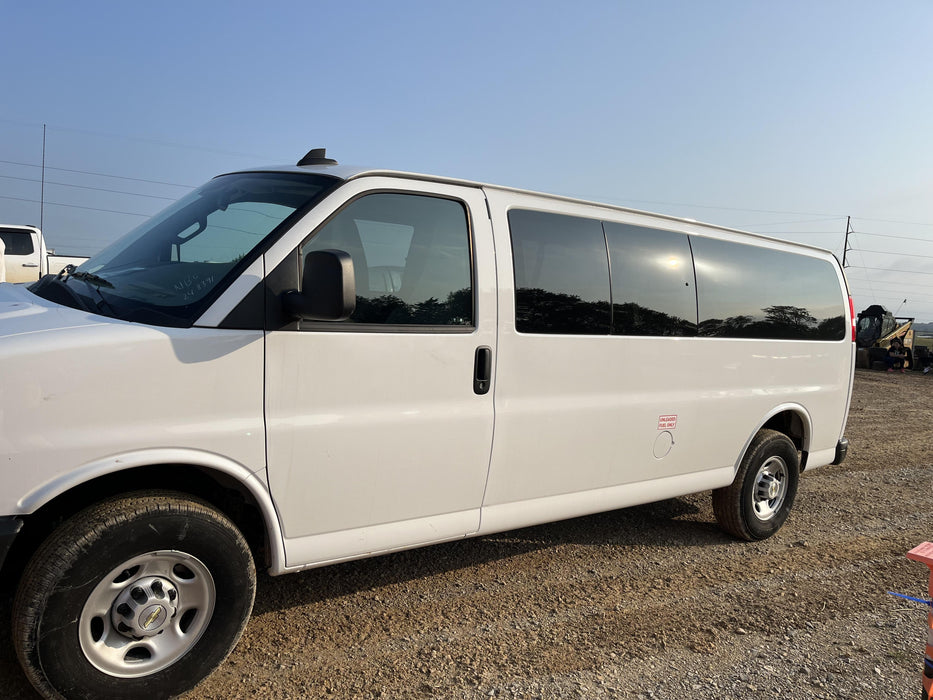 2023 CHEVROLET Express Van - Rental