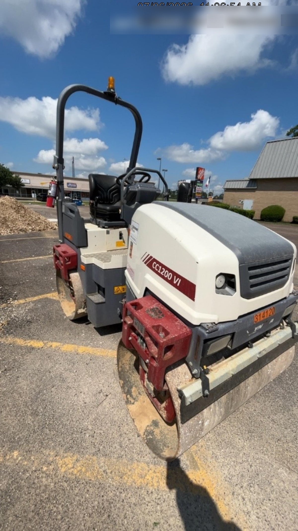2023 DYNAPAC CC1200