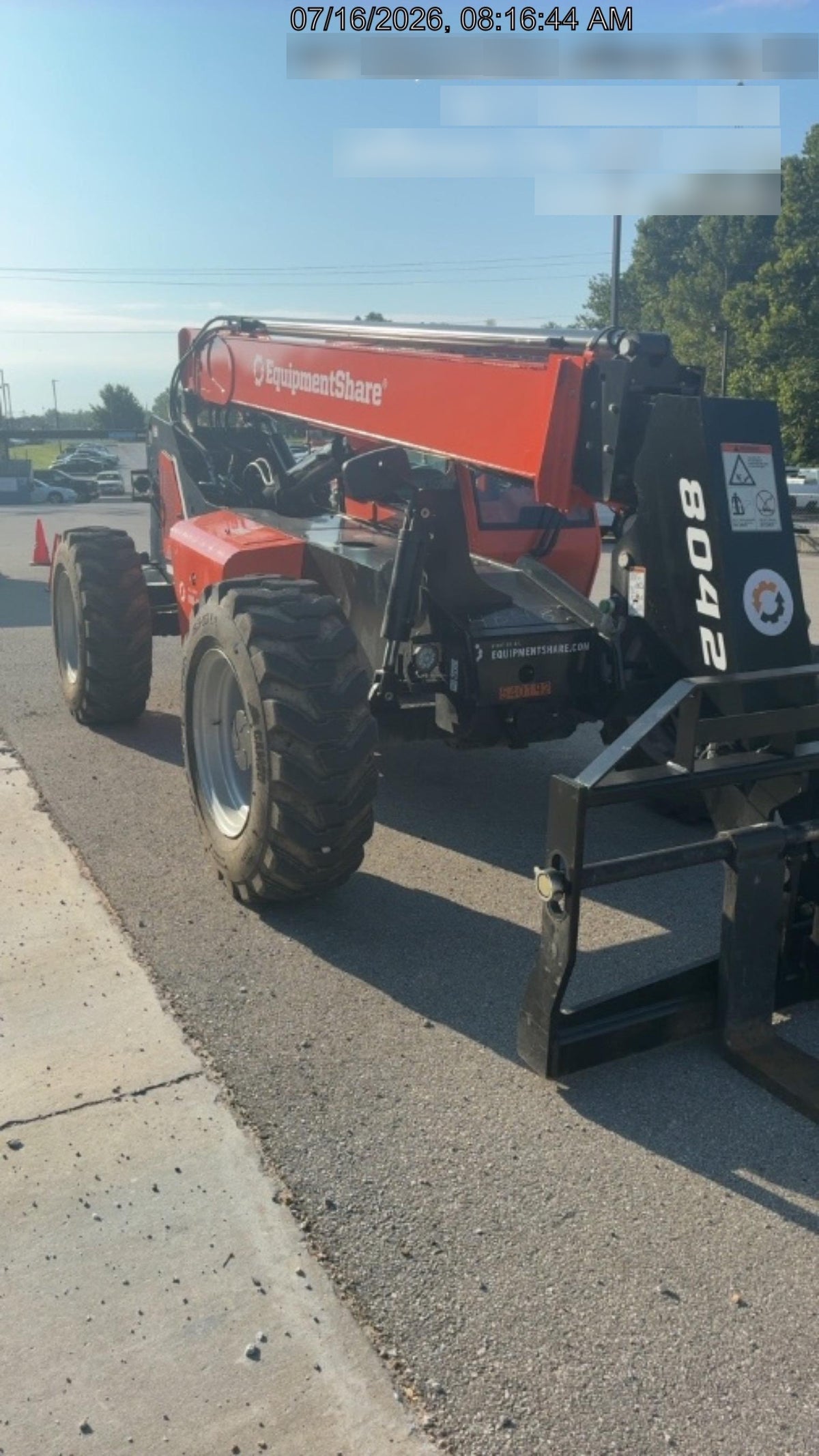 2025 SKYTRAK 8042