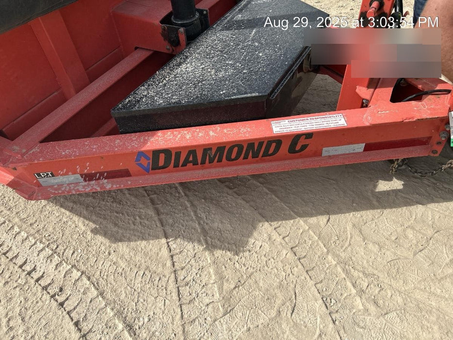 2022 DIAMOND C TRAILERS LPD-14