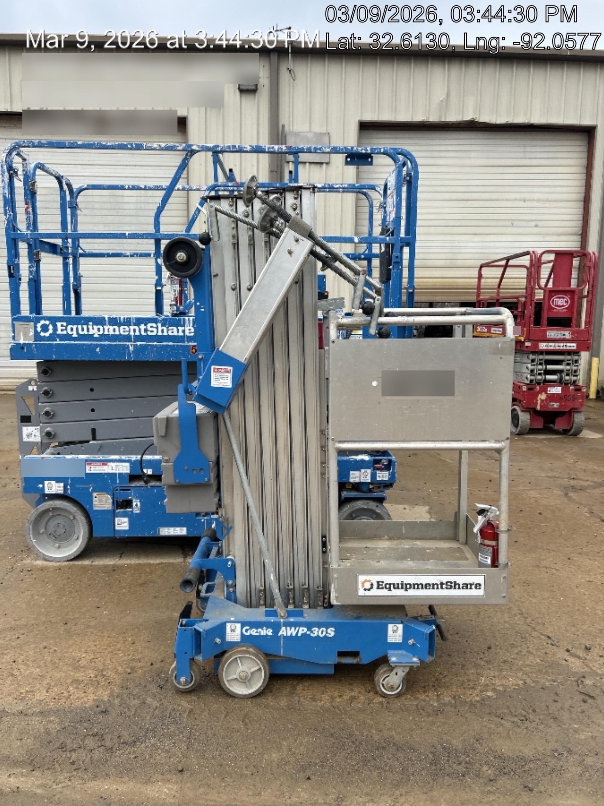 2019 GENIE AWP-30S