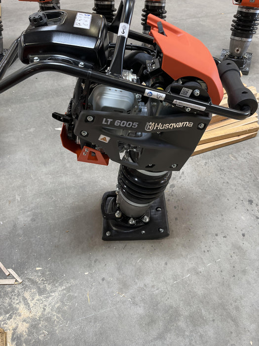 2024 HUSQVARNA LT6005