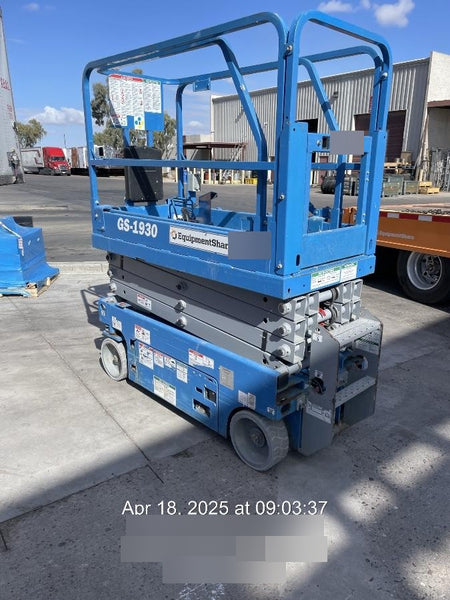 2019 Genie GS-1930 Half Height Swing Gate, 800W Inverter