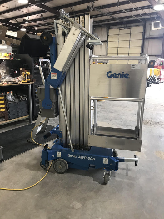 2020 GENIE AWP-30S
