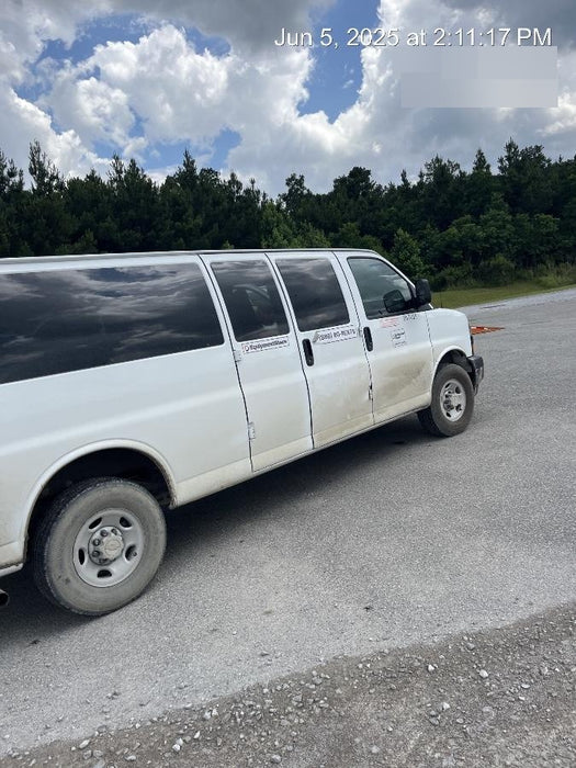 2023 CHEVROLET Express Van - Rental