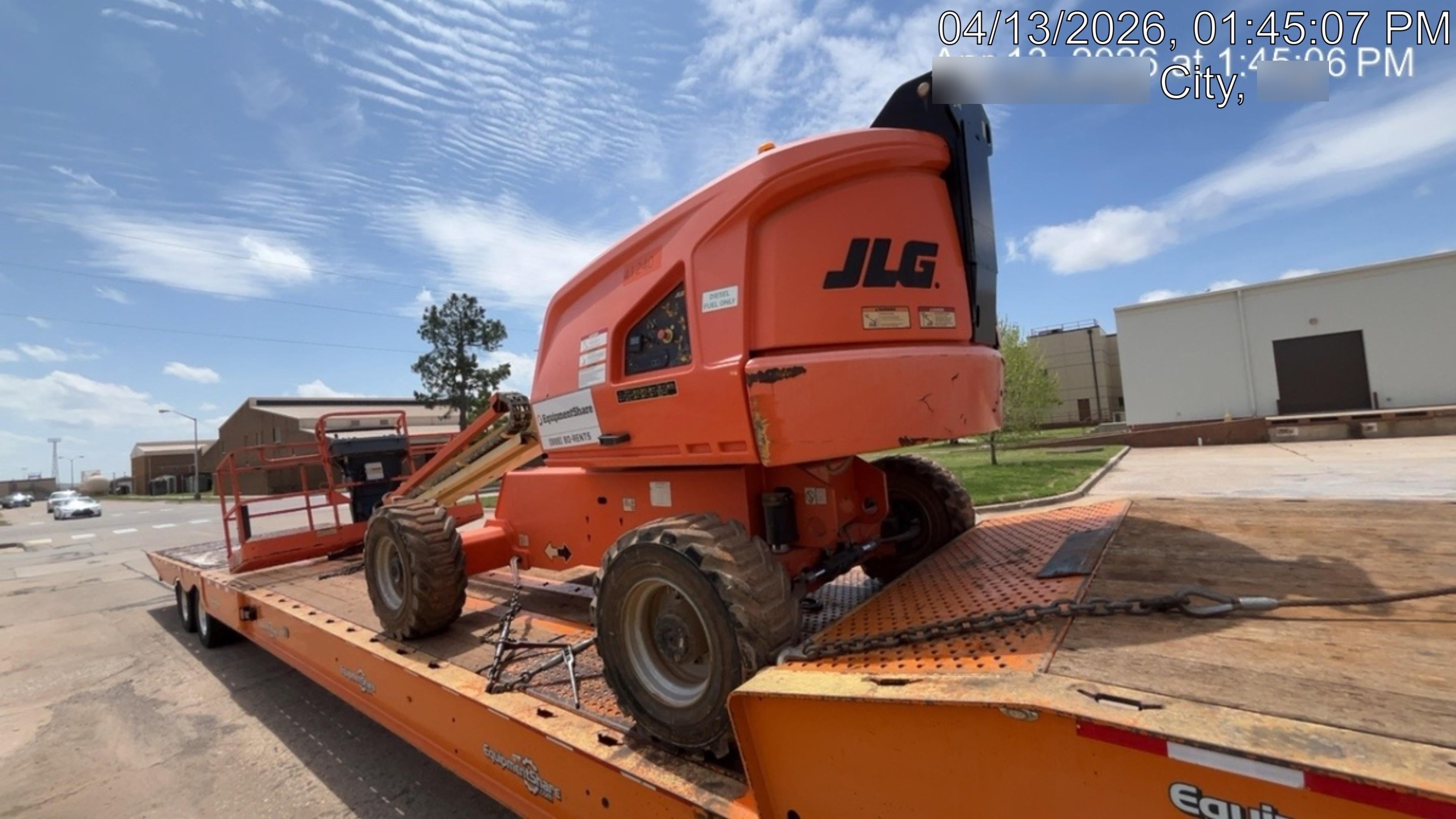 2019 JLG 400S