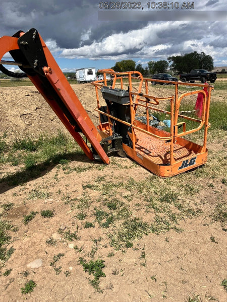 2019 JLG 460SJ Pneumatic Tires