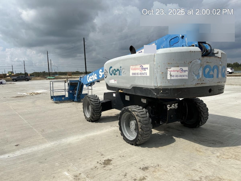 2017 GENIE S-65