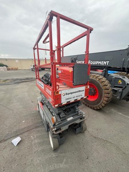 2020 Skyjack SJIII-3219 Solid NM Tires, Half height spring hinged entry gate, Dual Beacons, 800W Inverter