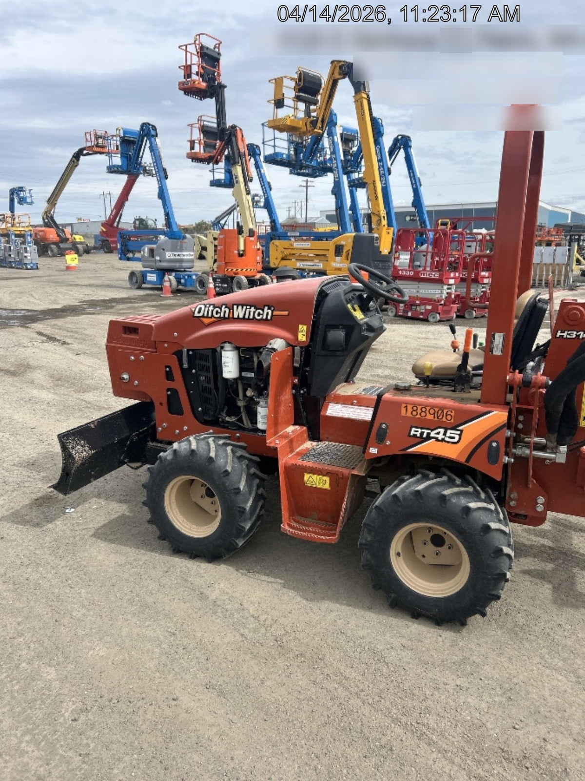 2021 DITCH WITCH RT45A