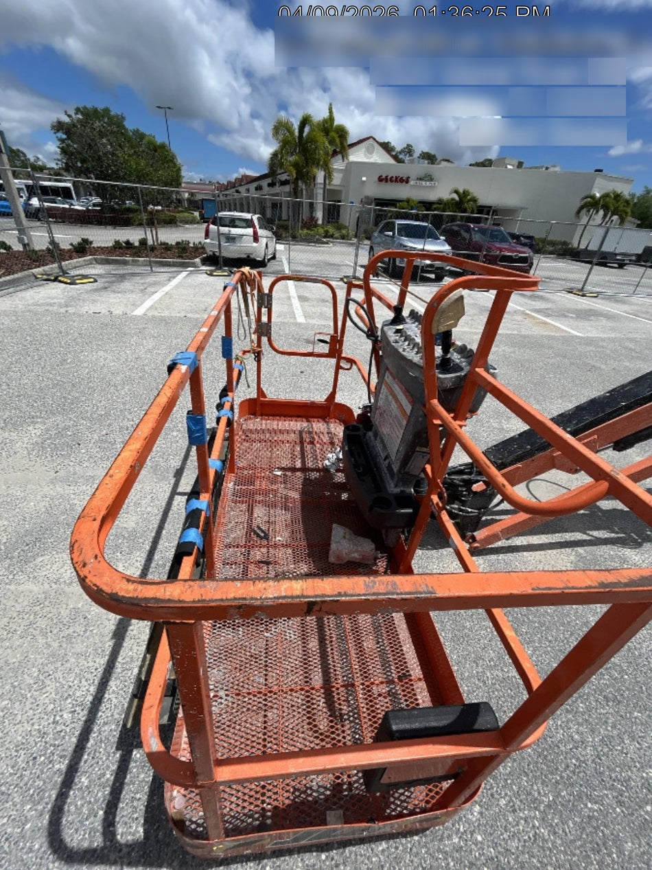 2020 JLG 660SJ