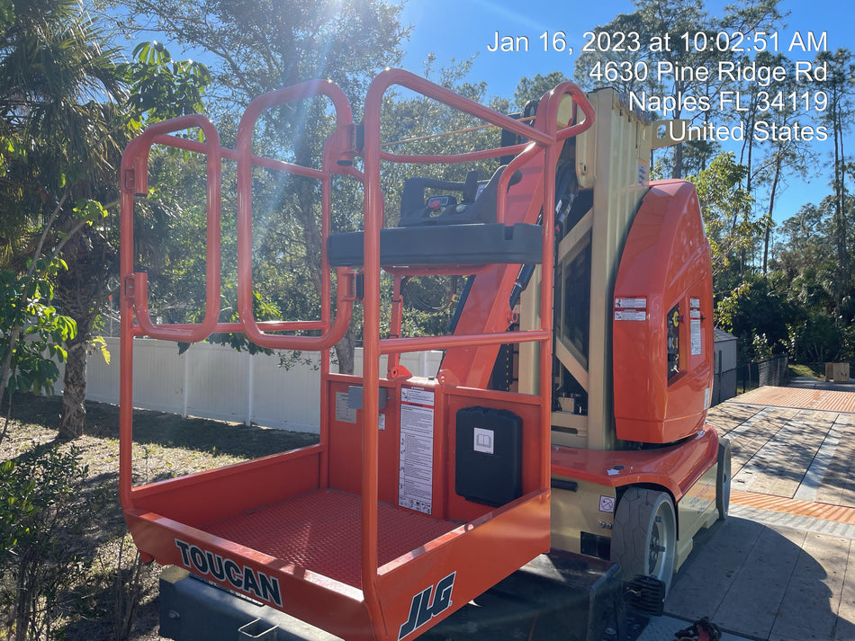 2022 JLG 26E